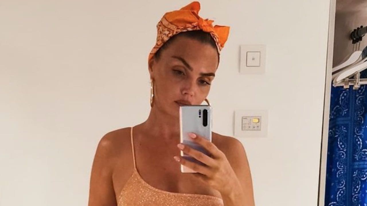 Kim Feenstra boos over bodyshaming