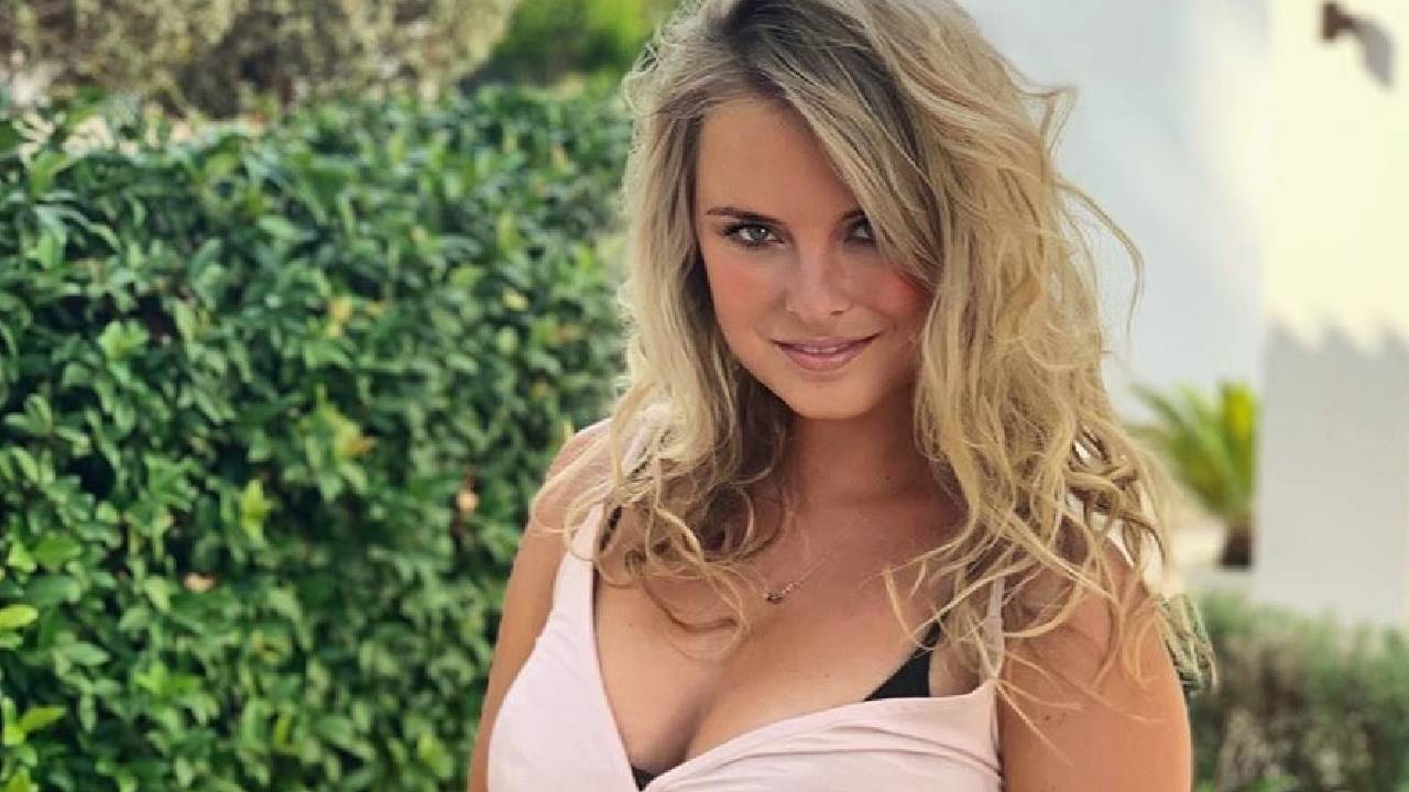 Sylvana IJsselmuiden betrapt op date met zwarte man