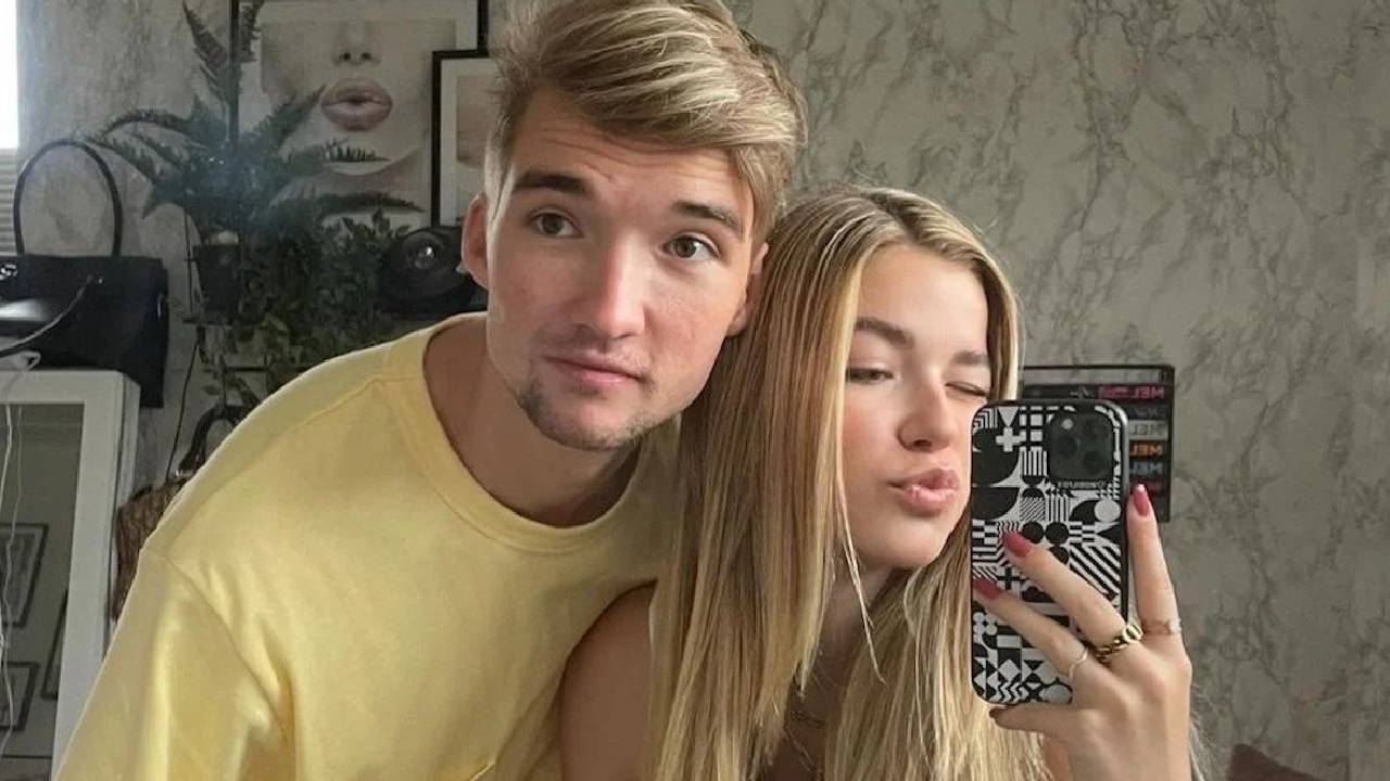 Gio Latooy en Jade Anna zijn stiekem nog samen: ‘ze spelen het gewoon’