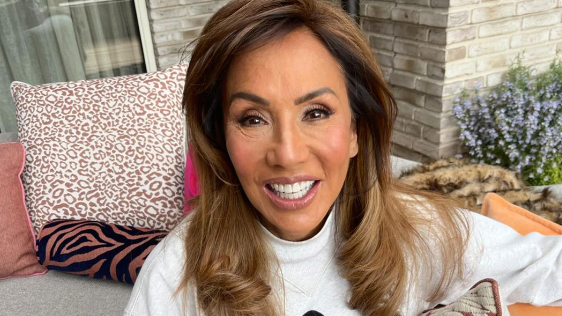 Patty Brard deelt onsmakelijke foto: ‘Teken van bovenaf dat ik me rustig moet houden’