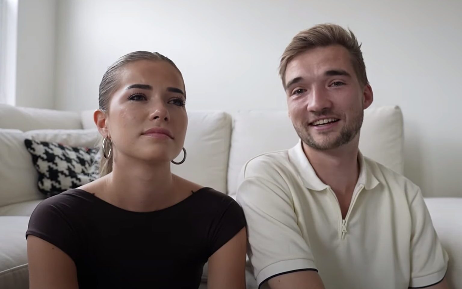 Gio Latooy de volle laag om snelle romance, maar Jade Anna duikt net zo hard in nieuwe liefde