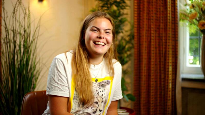 Eloise van Oranje over studentenkamer van haar zusje: ‘Wat een troep’